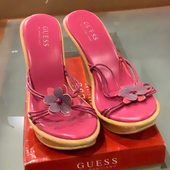 Guess Shoes - Adorable Guess sandals
